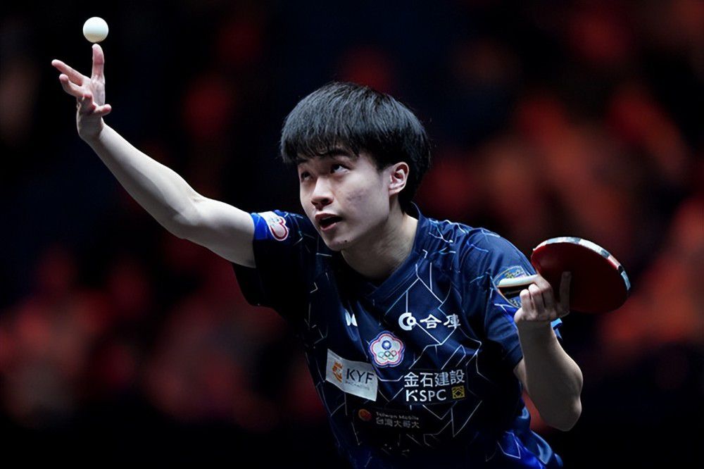 关于本赛季主场10战10胜——这是很棒的纪录，不是吗？我们需要的就是继续保持。
